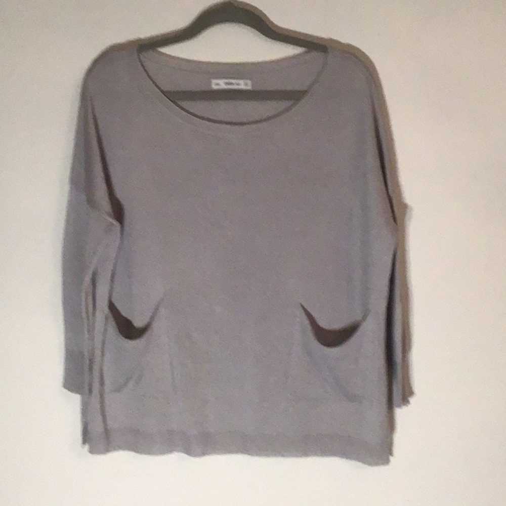 ZARA KNIT GRAY TOP MEDIUM